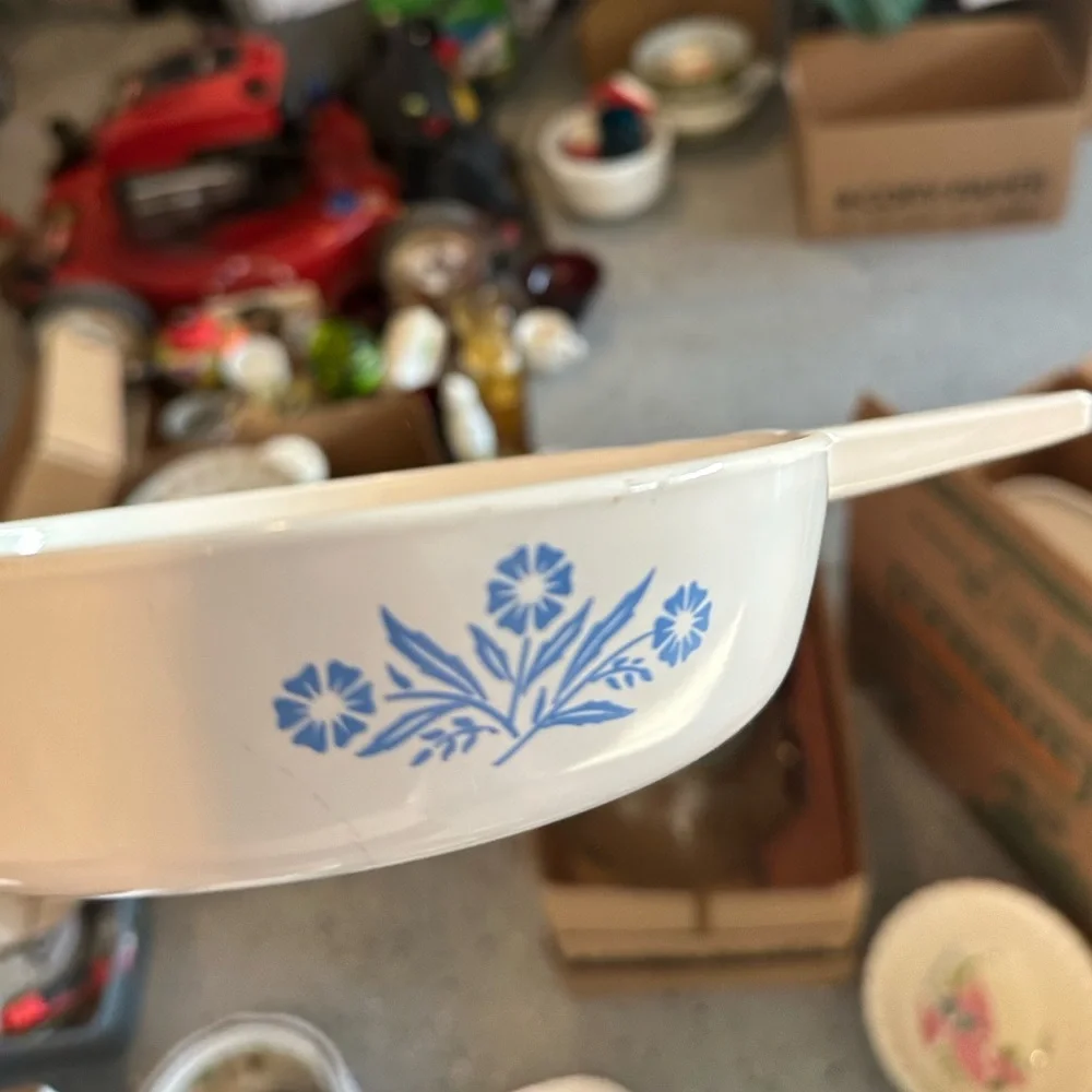 P-83-B - Vintage CorningWare 6.5 inch Cornflower Blue pattern - Picture 1 of 2
